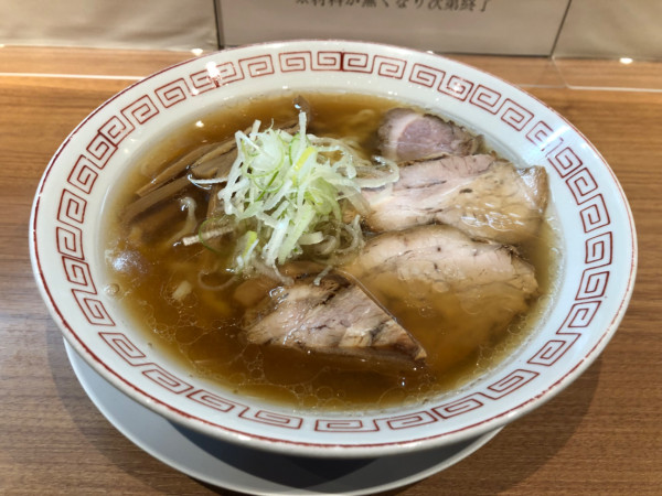 「醤油ラーメン」@喜多方ラーメン 新じまの写真