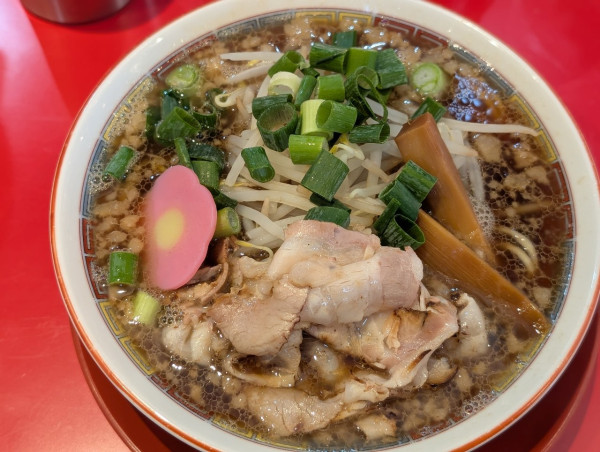 「淡麗背脂醤油ラーメン」@和歌山ラーメン 丸味商店の写真