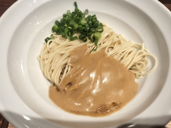 「牡蠣バターの和え玉(三陸産牡蠣)500円」@NIBOSHIMANIAの写真