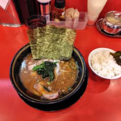 ラーメン＋ライス食べ放題