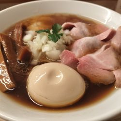 特製醤油らぁめん