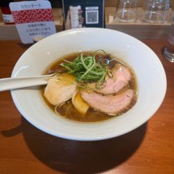 醤油ラーメン＋チャーシュー2枚 1200円