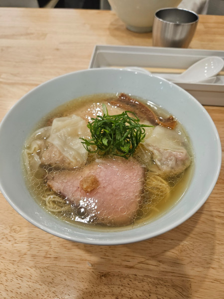 「中華そば 塩」@地球の中華そばの写真