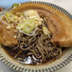 厚肉そば（750円）