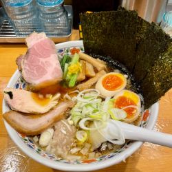 特製中華そば醤油　¥1,400 極太メンマ