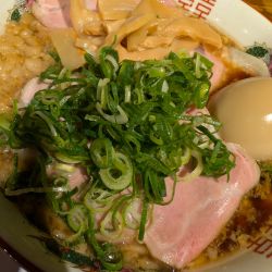 特濃背脂中華そば・半熟煮卵増し