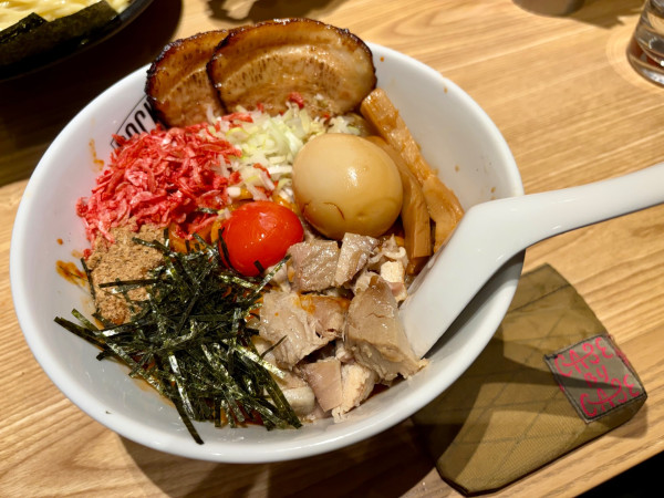 「海老まぜそば大盛＋味玉」@ROCK MOUNTAINの写真