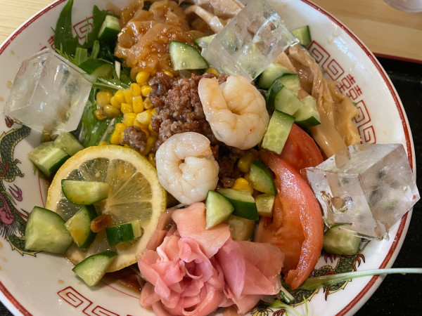 「１月限定・季節外れの真冬の冷やし中華・小：1100円」@麺や飯や 仁の写真