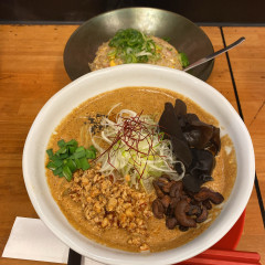 種実坦々麺菊川の画像