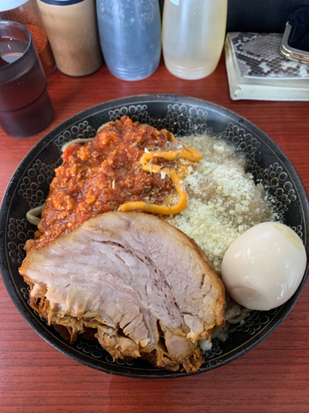 「真っ二つ（２周年限定）」@ラーメン一太豚の写真