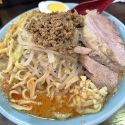 担々麺（にんにく少な目）