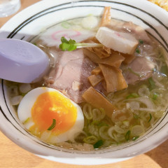 函館麺厨房あじさい 新千歳空港店の画像