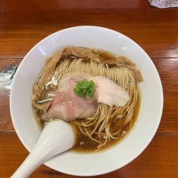 醤油らぁめん(細麺) 850円