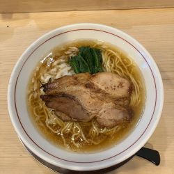 ラーメン　900円