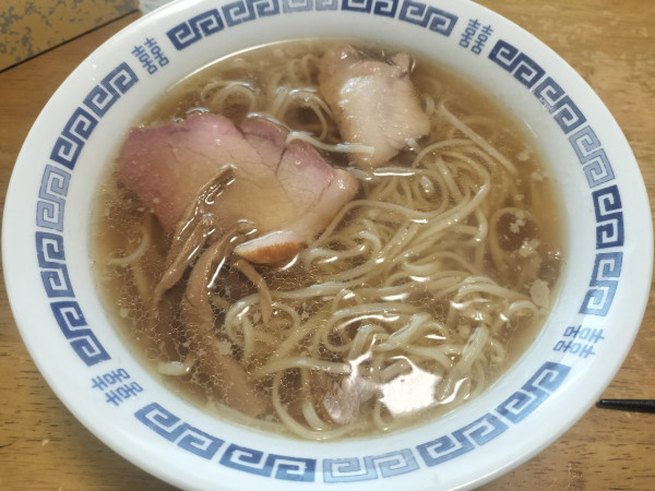 「白醤油らぁ麺」@らぁめん鴇の写真