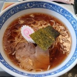 ラーメンと半チャーハンセット 950円