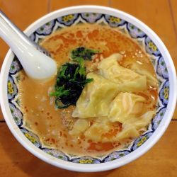 タンタン麺 1180円 海老ワンタン 460円