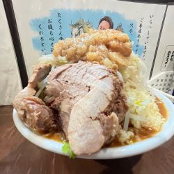 限定ミソラーメン　¥1250 ニンニク野菜マシマシ脂マシマシ
