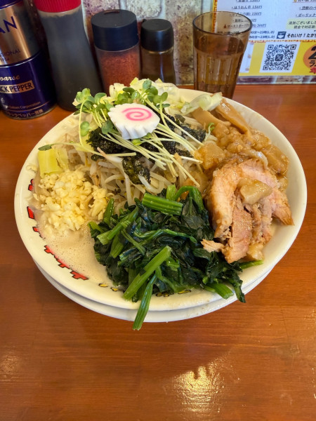 「限定塩ラーメン+レンソウ+麺増し」@それいけ！たかちゃんラーメンの写真