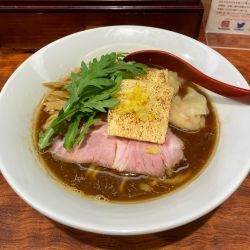 [期間限定]赤味噌ラーメン¥1400＆海老雲呑2個¥270