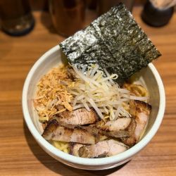 汁なし(中)200g700円