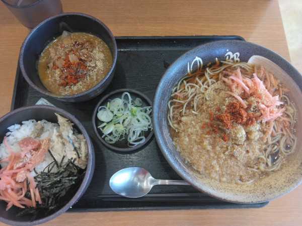 「朝、焼鯖炙りたらこごはん530円クーポンカレールー無料」@ゆで太郎 柏名戸ヶ谷店の写真