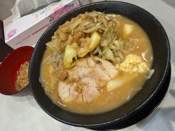 「ラーメン並」@CRAZY PORKの写真
