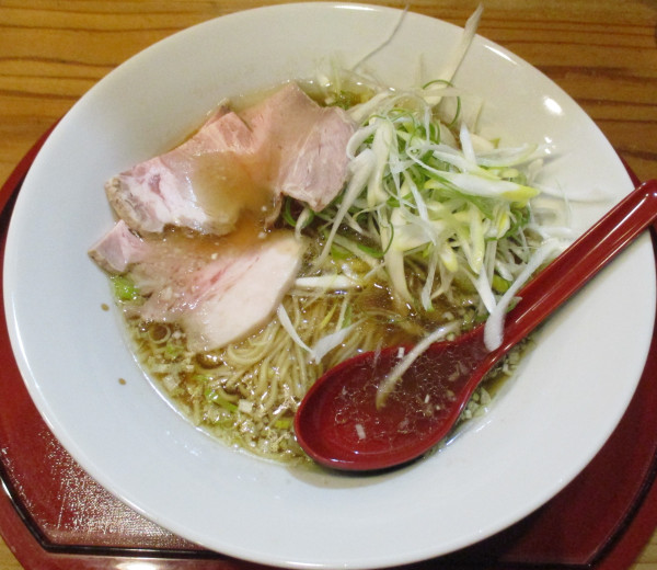 「葱ラーメン（豚、葱）1300円」@葱料理 shin’s placeの写真