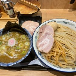 特製つけめん（特）＋チャーシュートッピング