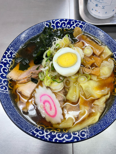 「チャーシューメン（ワンタントッピング）」@西新井ラーメンの写真