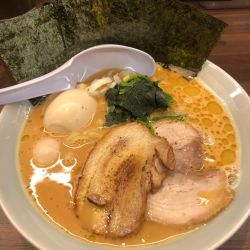 魂心ラーメン　味噌