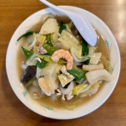 五目ちゃんぽん（825円）