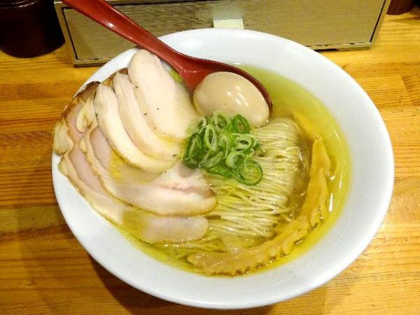「特製塩そば (1,250円)」@自家製麺 竜葵の写真