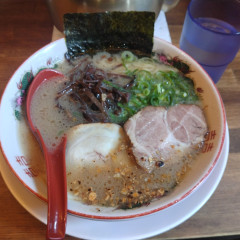 濃厚豚骨 くまめん 神田店の画像
