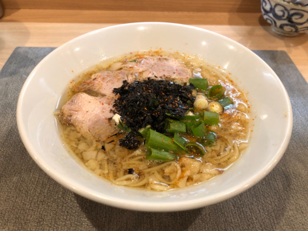 「背脂醤油ラーメン」@朝ラーメン専門店 あさとみつの写真