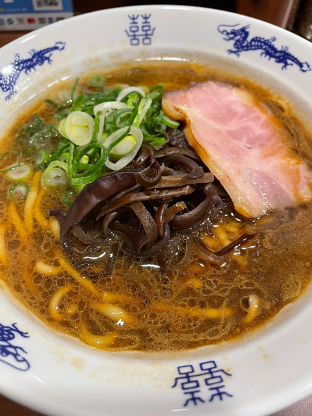 「ストロング醤油豚骨ラーメン」@ラーメンニキ新橋の写真