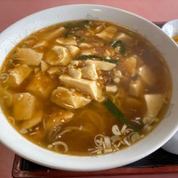 麻婆豆腐ラーメン(950円)