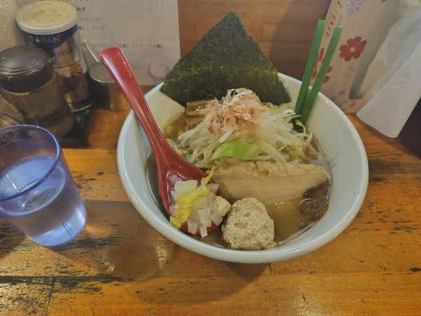 「しろぼしらーめん」@つけ麺 しろぼしの写真