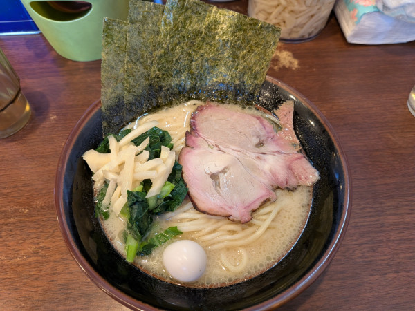 「塩ラーメン」@横浜家系ラーメン 大岡家 鶴川店の写真
