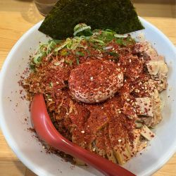 スパイシー鶏まぜそば中盛Aセット(きじ丼)