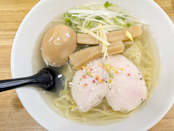 「塩ジンジャー味玉」@亀戸ジンジャーヌードルの写真