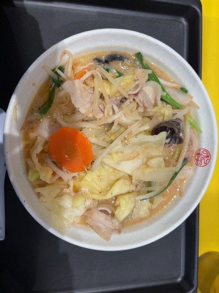 「肉入味噌豚骨タンメン」@松軒中華食堂 千歳船橋店の写真