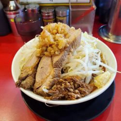 豚ラーメン並(¥1050)