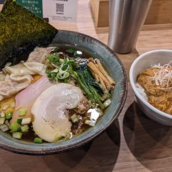 特製醤油そば+ふわ鶏カレー飯