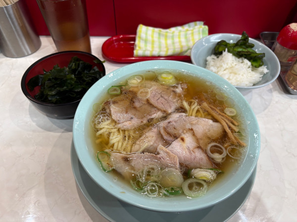 「中華そば＋わかめ」@なぎちゃんラーメン 大森駅前店の写真