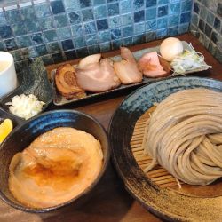 汁並つけ麺大＋特製トッピング