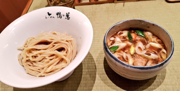 「鴨汁つけそば」@らーめん 鴨to葱 渋谷店の写真