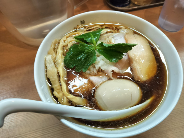 「特製醤油らぁ麺」@麺匠 善し田の写真