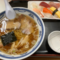勢登鮨  八食センター支店の画像