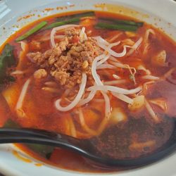 特製台湾刀削麺・揚げ餃子セット